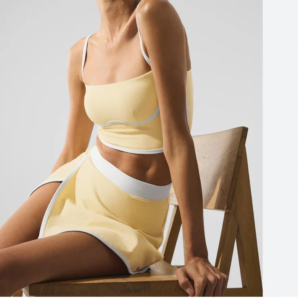 Set! ALO Outfit Streamlined Airbrush Bra Tank XS & skirt XS Warm Butter & White